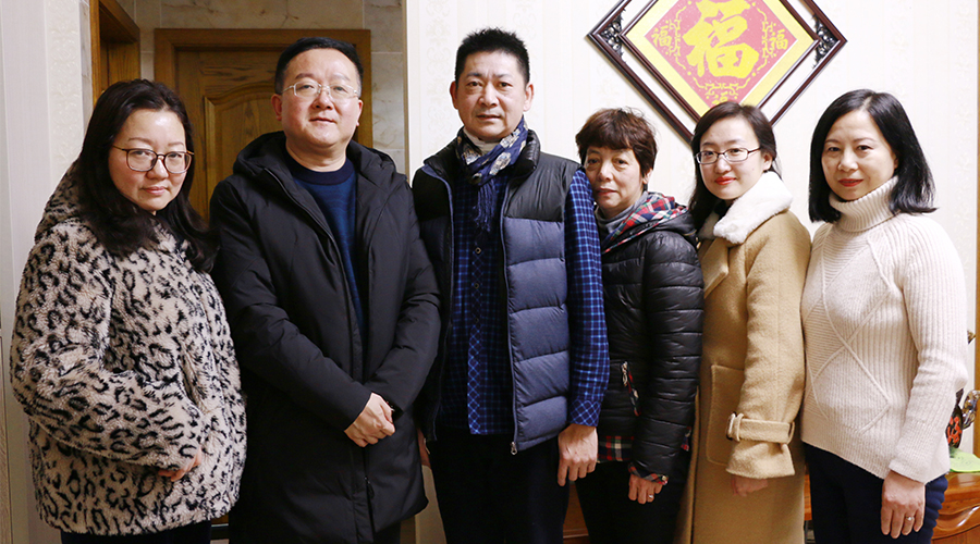 情系職工送溫暖 凝心聚力促發展